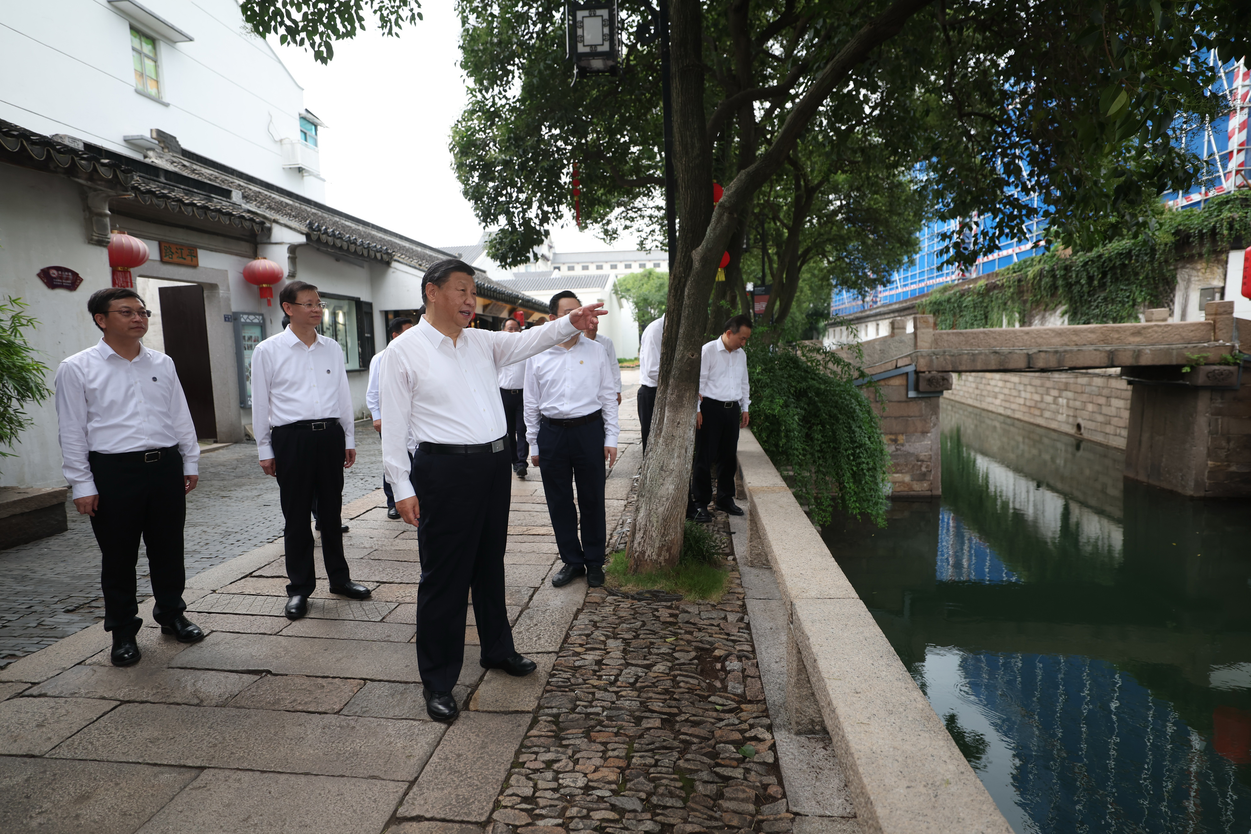 2023年7月6日，習(xí)近平在蘇州平江歷史文化街區(qū)考察。