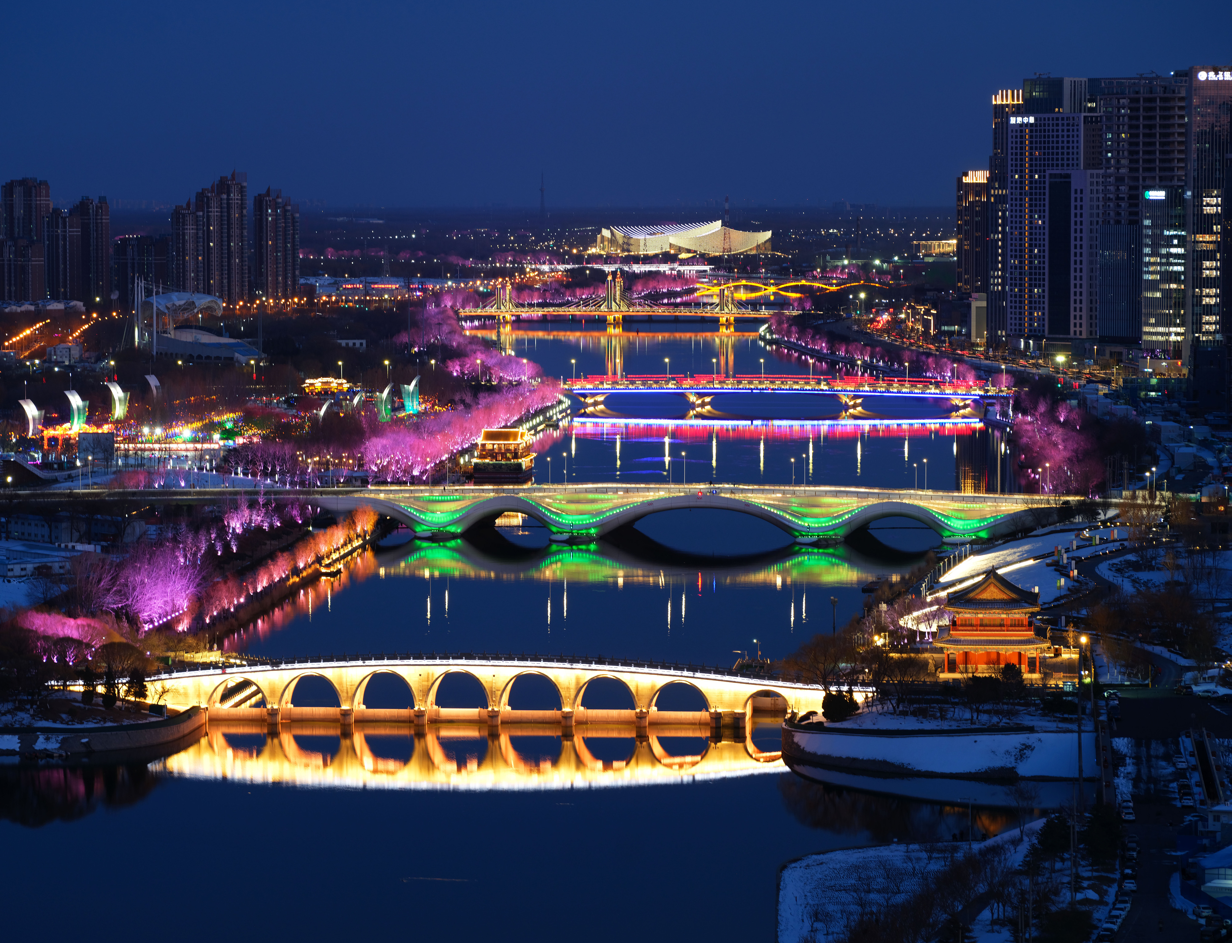 2024年2月22日，京杭大運(yùn)河北京通州段夜景。